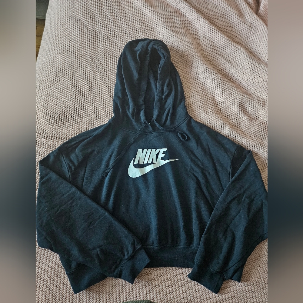 NIKE crop top hoodie